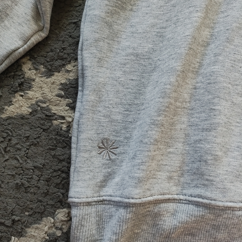 Athleta Women's Apollo Crewneck Sweatshirt Athletic Grey Soft Small Petite - Picture 13 of 14